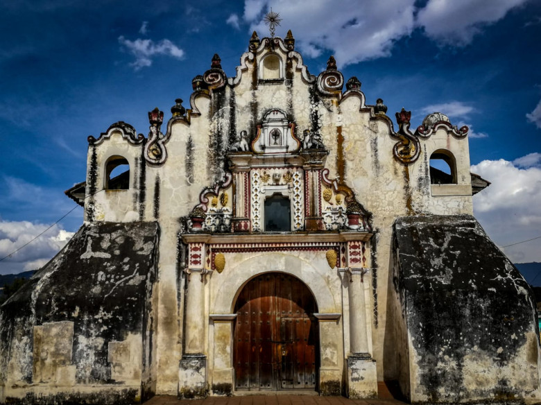 La Ermita de la Concepción fue la primera iglesia construida en Guatemala por los nativos de la región bajo las ordenes de los conquistadores.