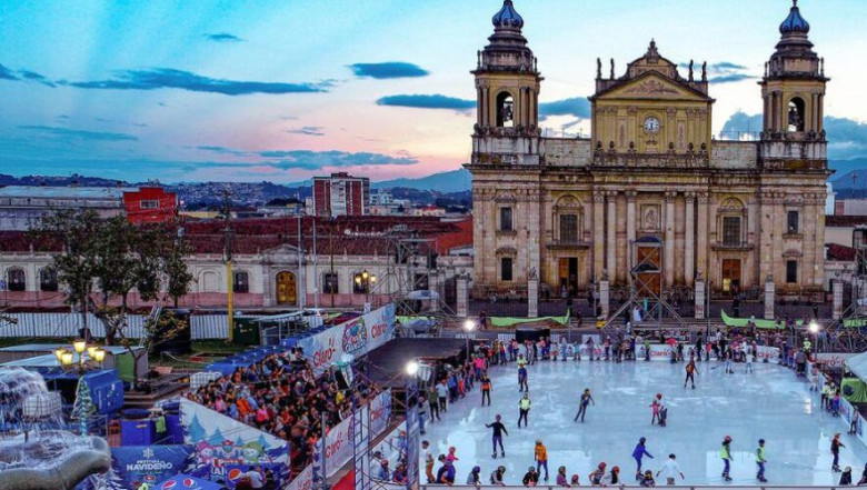 Por su parte, varias municipalidades también registraron adquisiciones significativas: