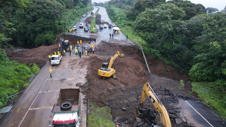 Tras más de 200 días de trabajo, las reparaciones en el kilómetro 44 de la Autopista Palín-Escuintla
