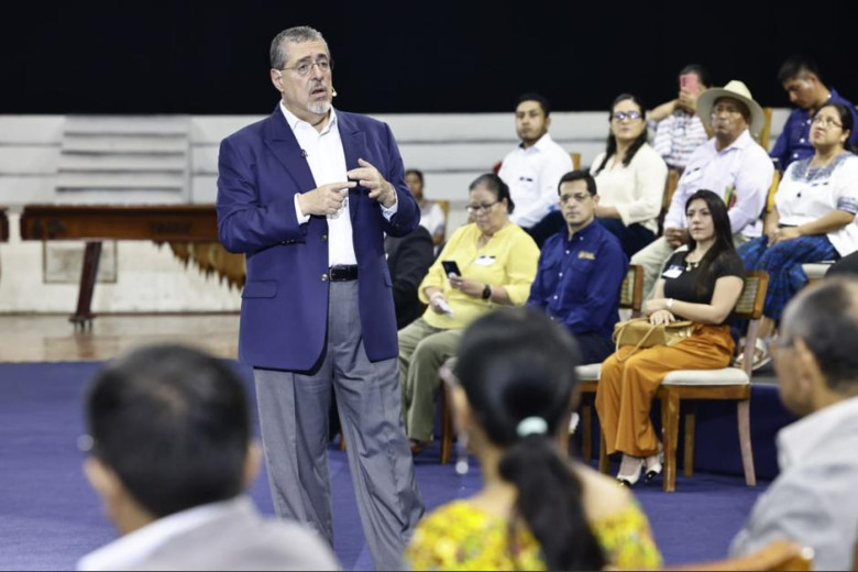 Conflicto con el STEG: