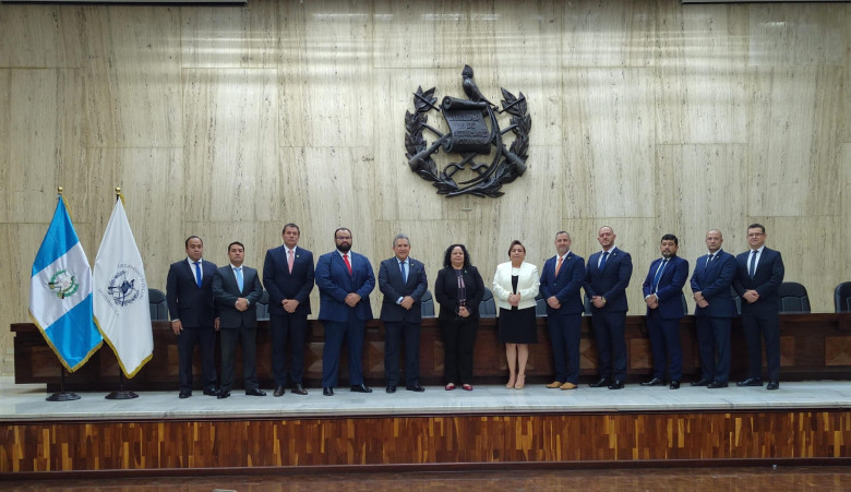 Designaciones sin contrapeso y con reparto político