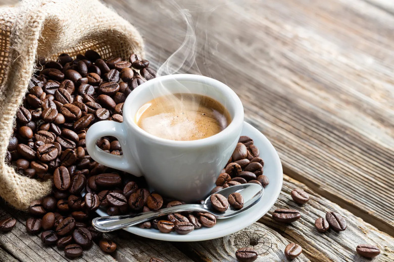 Tomar café en zona 4 o zona 10 ☕ Espacios modernos, creativos y perfectos para relajarte o trabajar un rato.