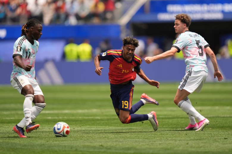España llega motivada tras superar a una selección belga que exigió hasta el último minuto, mientras Francia espera tras vencer a Marruecos en la otra llave de cuartos de final.