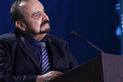 El tiene su lugar en la historia...