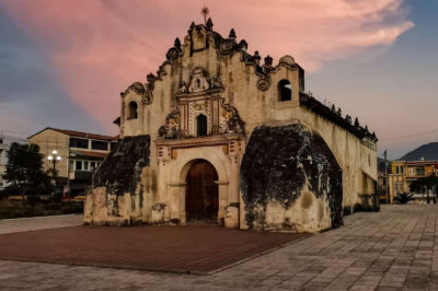 Hoy se cumplen 500 años de haberse celebrado la primera misa en Guatemala y Centroamérica en la histórica iglesia La Ermita