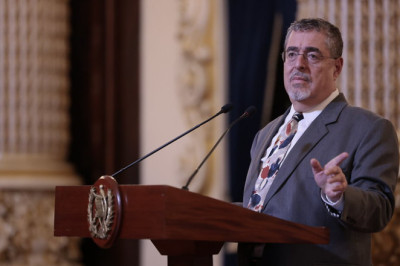 Bernardo Arévalo asistirá a la toma de posesión de Claudia Sheinbaum