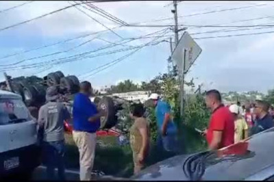 No hay paso en la ruta entre Bárcenas y Milpas Altas