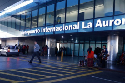 Instalan nuevos protocolos de protección biométrica en el Aeropuerto La Aurora