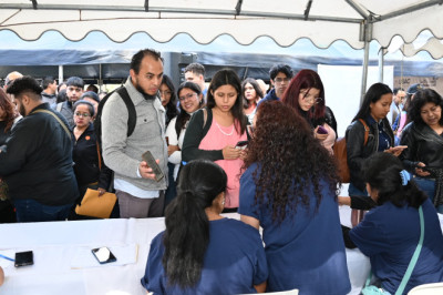 No olvides que mañana es el último día de la Feria del Empleo!