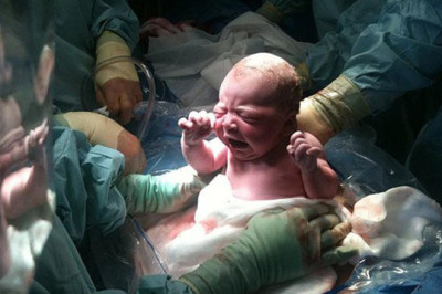 Condenan a doctora por negligencia médica en una cesárea