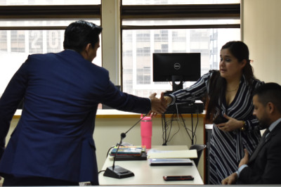 Exdirector interino del TSE se presenta en juzgado por supuestas irregularidades en las elecciones