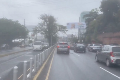 Lluvias provocan caos vehicular en la capital este lunes 18 de noviembre