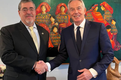 Tony Blair se reunirá con el presidente Bernardo Arévalo en Guatemala