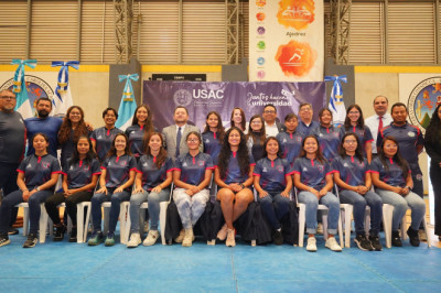 Club de Fútbol Femenino USAC Se Prepara para la Gran Final en el Estadio Revolución