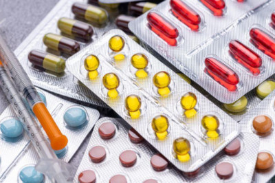 SAT decomisa más de Q4 millones en medicamentos ilegales