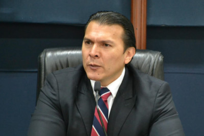 Crisis en el TSE tras resoluciones judiciales