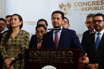 Diputados bajo presión: El escándalo de los aumentos salariales