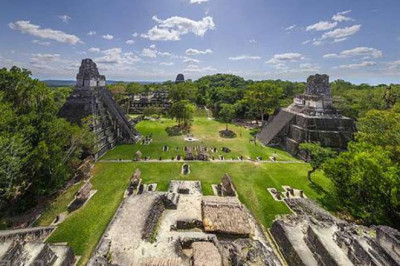 Un día en el corazón de Petén: entre café, historia y atardeceres místicos