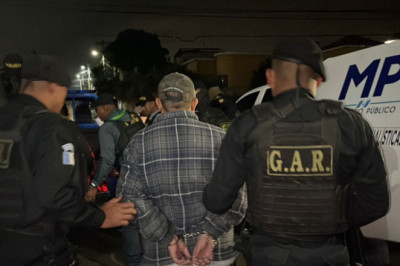 Caen cuatro supuestos narcos y desmantelan laboratorio en San José Pinula