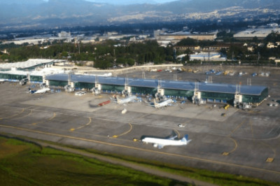 Nuevo mando en el aire: Nombran a Inosente Aldecoa como Director General de Aeronáutica Civil