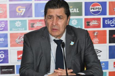 Luis Fernando Tena admite superioridad de Jamaica tras derrota de Guatemala