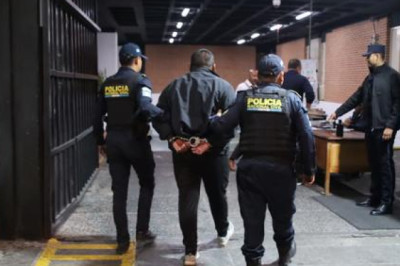 Pelea entre guardias termina en balacera en San Miguel Petapa
