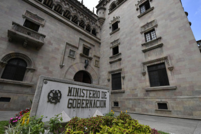 Gobernación de Guatemala convoca conferencia de prensa tras disturbios en varias prisiones