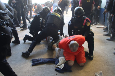 PNC controla disturbios en prisión Renovación I en una jornada de alta tensión