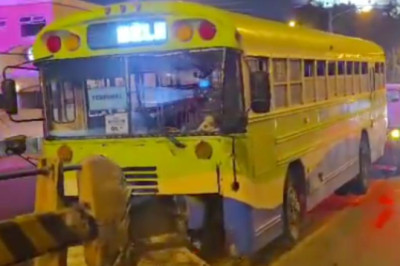 Bus se empotra en bulevar Liberación, zona 13
