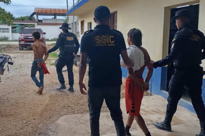 Capturan en Petén a dos sospechosos de homicidio en grado de tentativa
