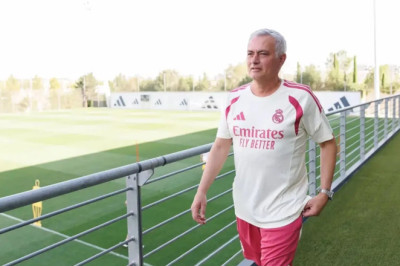 Mourinho llega a Valdebebas para iniciar su nueva etapa con el Real Madrid