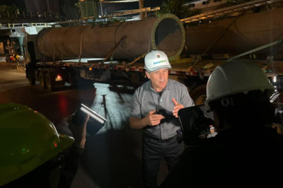 Alcalde supervisa levantamiento de torre más alta del AeroMetro