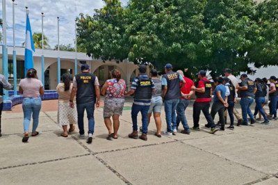Capturan a 11 presuntos integrantes de estructura señalada de fraude inmobiliario y estafas