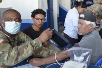 Médicos de Estados Unidos y Guatemala atienden a más de 600 pacientes en jornada médica en Huehuetenango