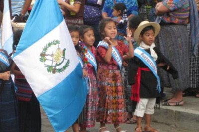 Detrás del escritorio | Marlon Rosales: El 15 de septiembre no debería ser solo una fiesta, sino un compromiso con Guatemala