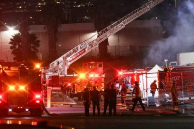 Helicóptero de noticias se estrella en Los Ángeles y deja tres muertos