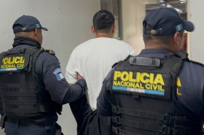 Capturan en Mixco a hombre requerido por cinco órdenes de aprehensión
