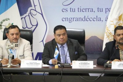 De 38 a solo 4 diputados: así se fragmentó la bancada de Allan Rodríguez en Vamos