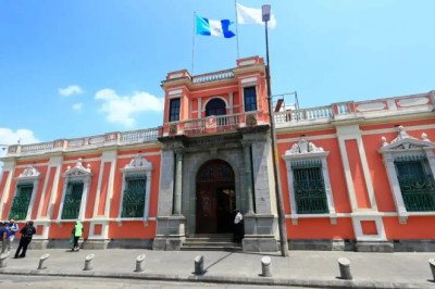 Elecciones 2027: el TSE vigila las 