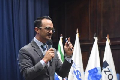 La CC suspende provisionalmente el nombramiento del presidente de la Empornac